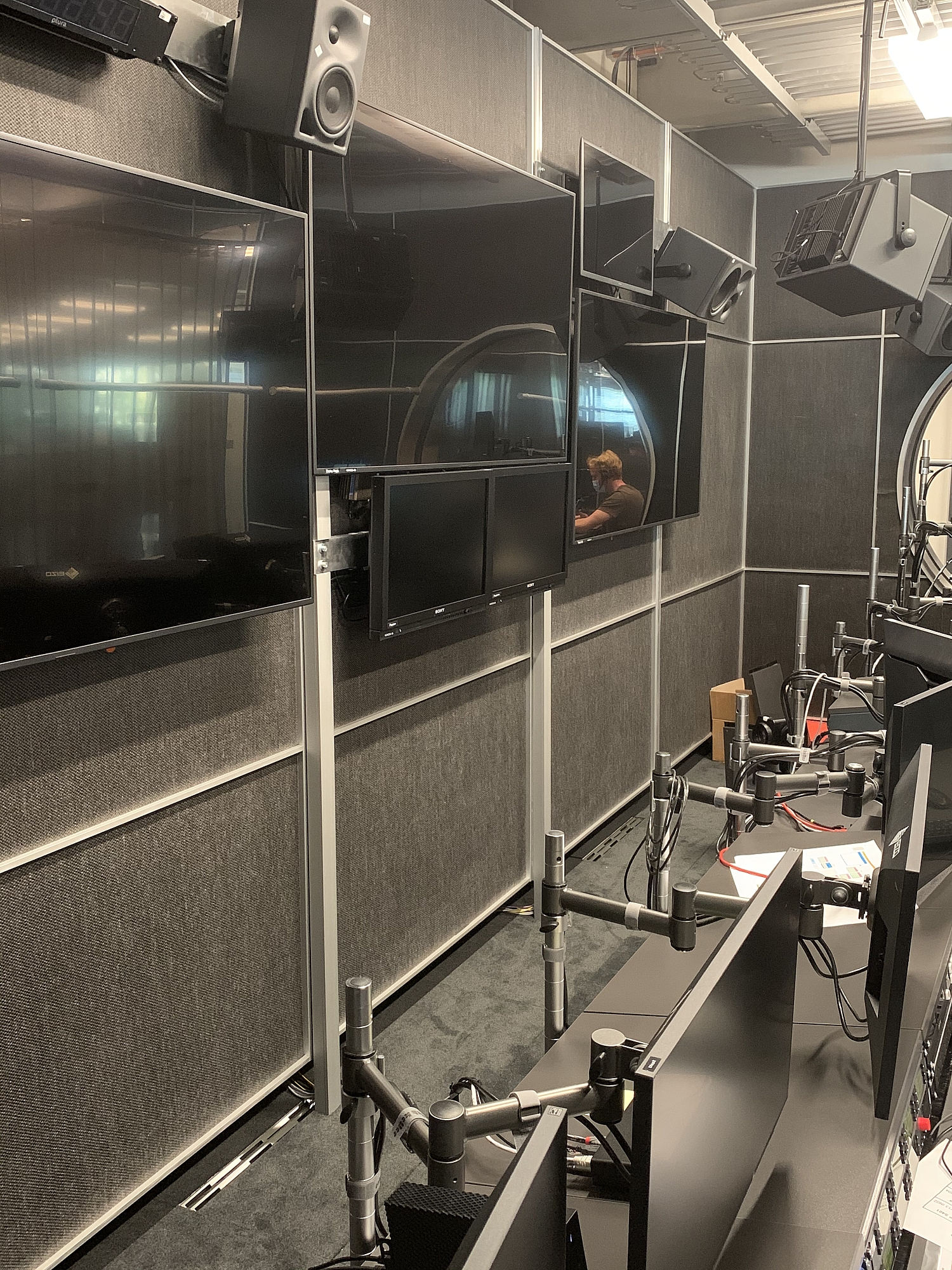 SRF Studio, Zürich - TTC Timmler Technology